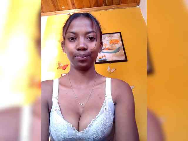 Sahsahsexy webcam