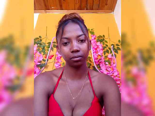 Sahsahsexy webcam