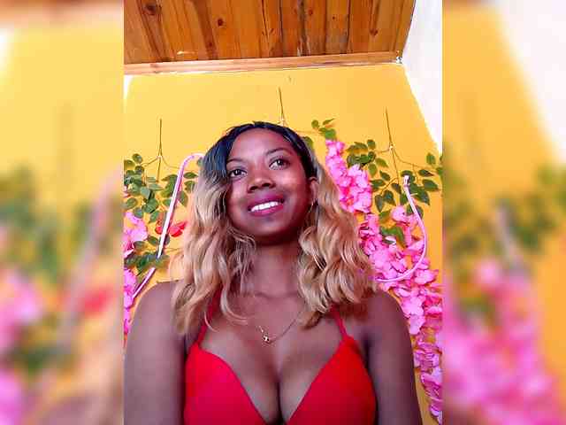 Sahsahsexy webcam