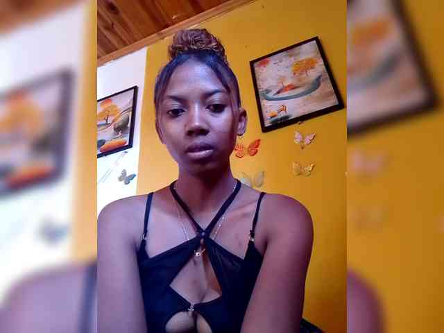 Sahsahsexy webcam