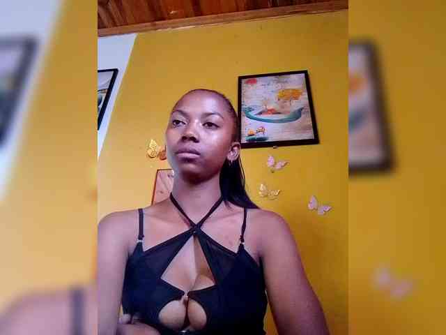 Sahsahsexy webcam