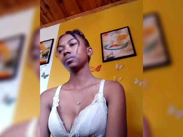 Sahsahsexy webcam