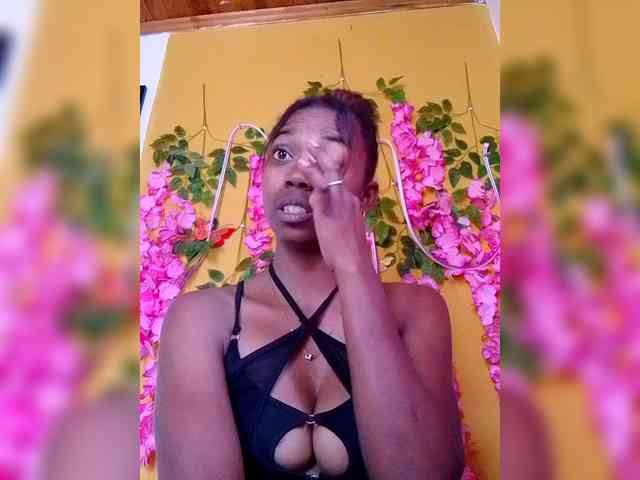 Sahsahsexy webcam