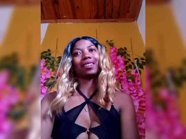 Sahsahsexy webcam