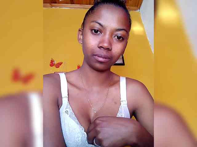 Sahsahsexy webcam