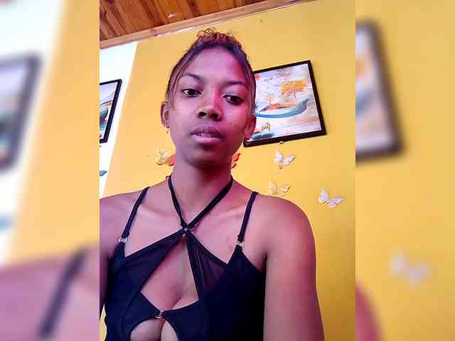 Sahsahsexy webcam