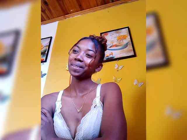 Sahsahsexy webcam