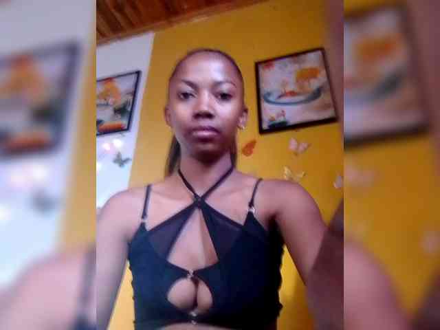 Modèle: Sahsahsexy