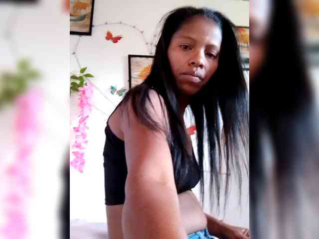 Sahsahsexy webcam