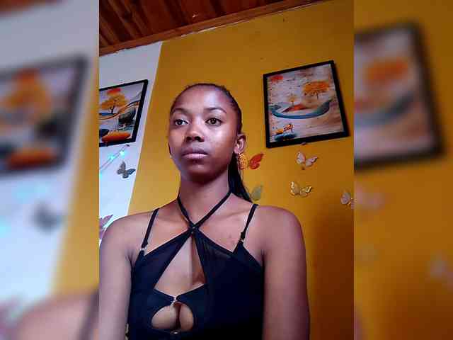 Sahsahsexy webcam