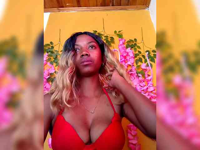 Sahsahsexy webcam