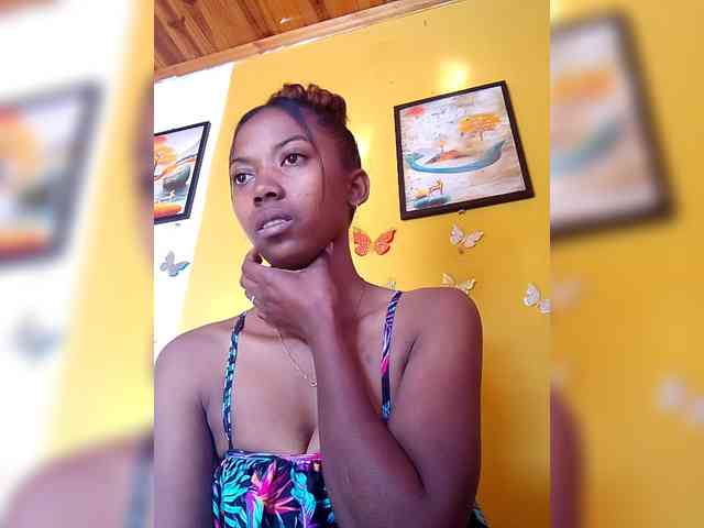 Sahsahsexy webcam