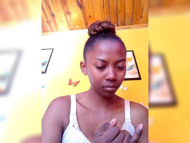 Sahsahsexy webcam