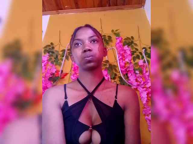 Sahsahsexy webcam