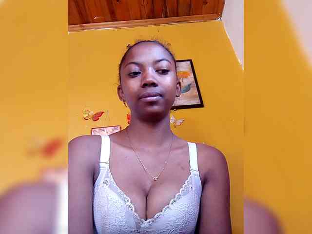 Sahsahsexy webcam