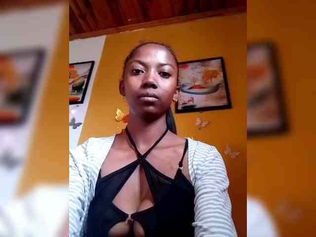 Sahsahsexy webcam