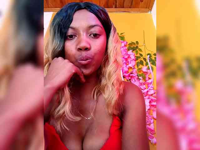 Sahsahsexy webcam