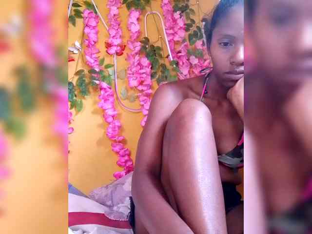 Sahsahsexy webcam