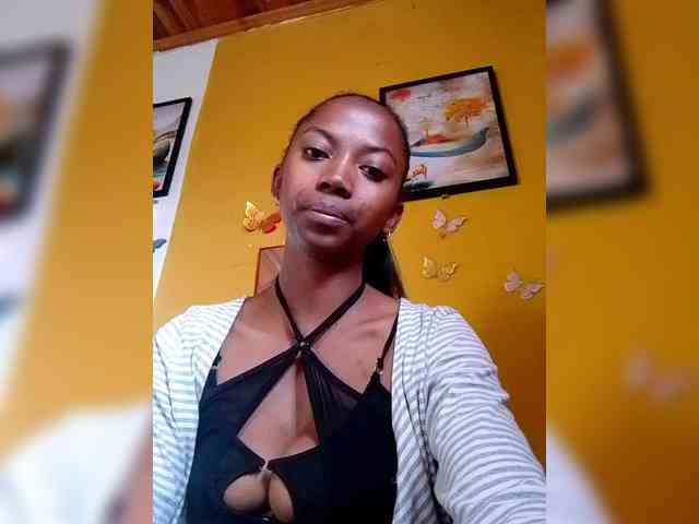Modèle: Sahsahsexy