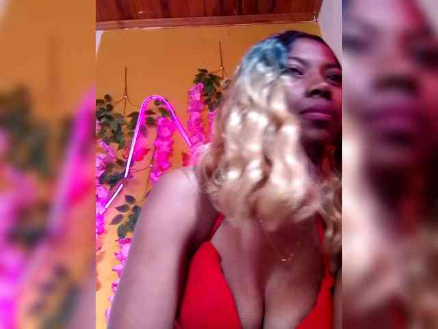 Sahsahsexy webcam