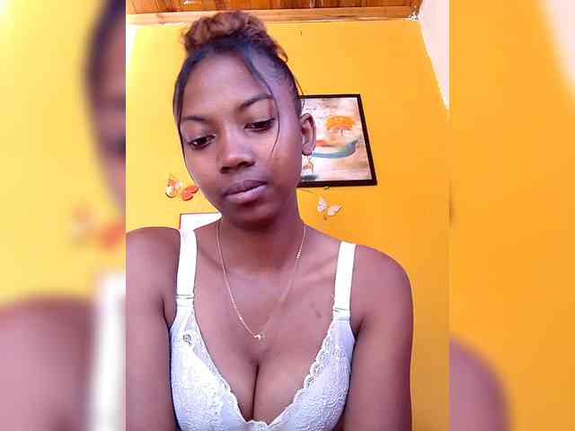 Sahsahsexy webcam