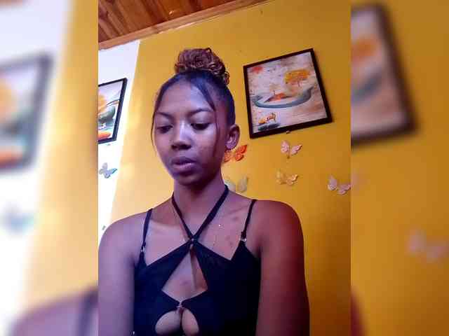 Sahsahsexy webcam