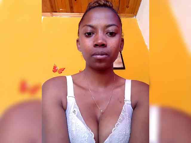 Sahsahsexy webcam