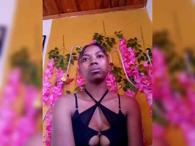 Sahsahsexy webcam