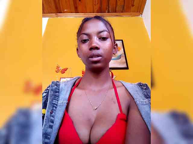 Sahsahsexy webcam