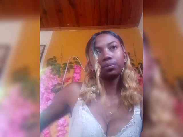 Sahsahsexy webcam