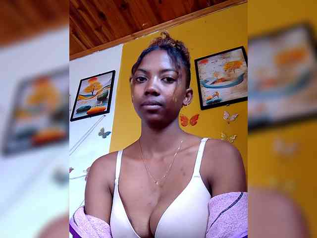 Sahsahsexy webcam
