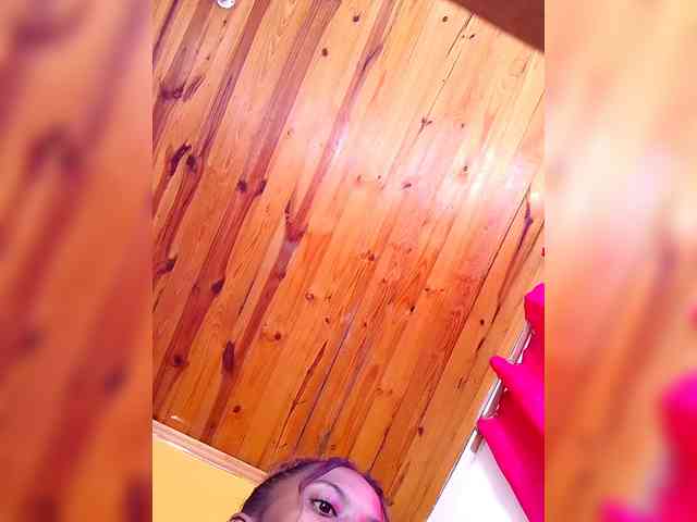Sahsahsexy webcam