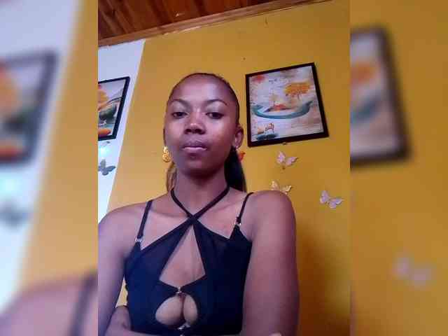 Sahsahsexy webcam