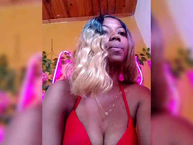 Sahsahsexy webcam