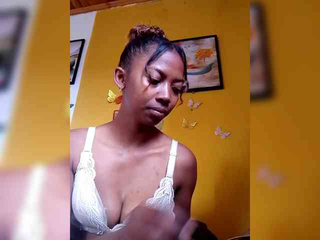 Sahsahsexy webcam