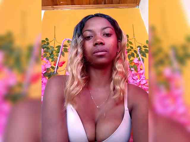 Sahsahsexy webcam