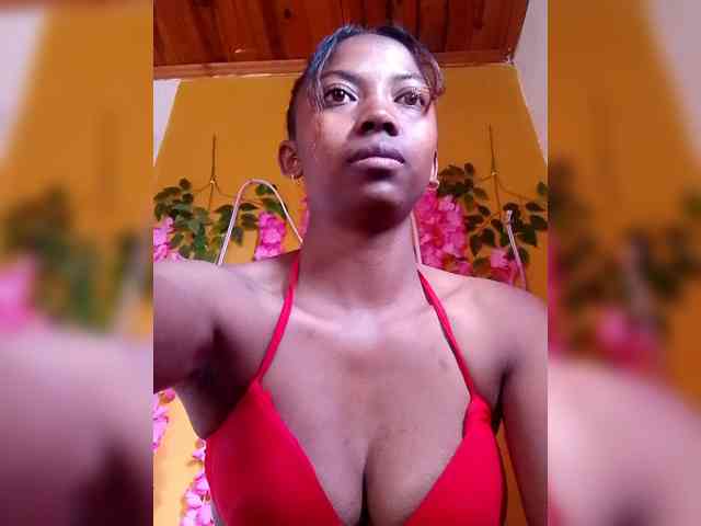 Sahsahsexy webcam