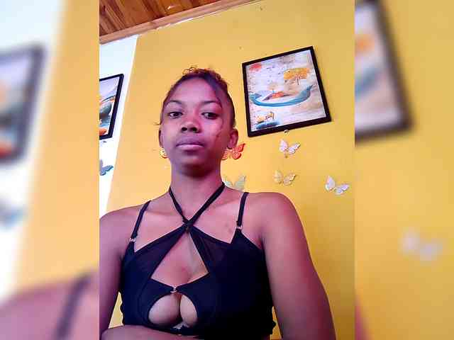 Sahsahsexy webcam