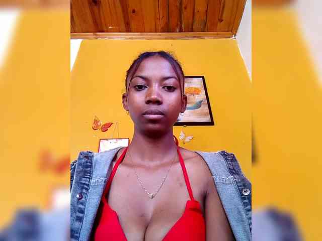 Sahsahsexy webcam