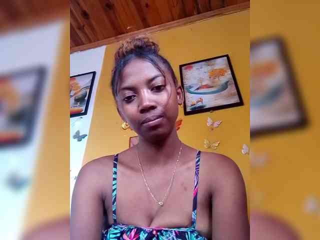 Sahsahsexy webcam