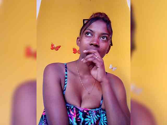 Sahsahsexy webcam