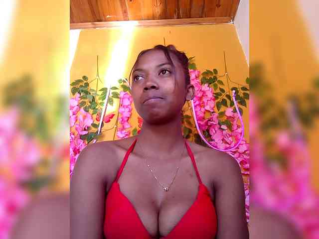 Sahsahsexy webcam