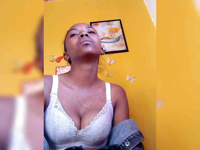Sahsahsexy webcam