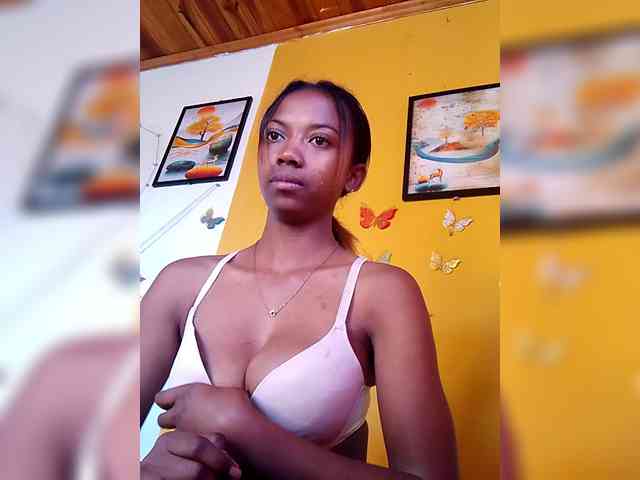 Sahsahsexy webcam