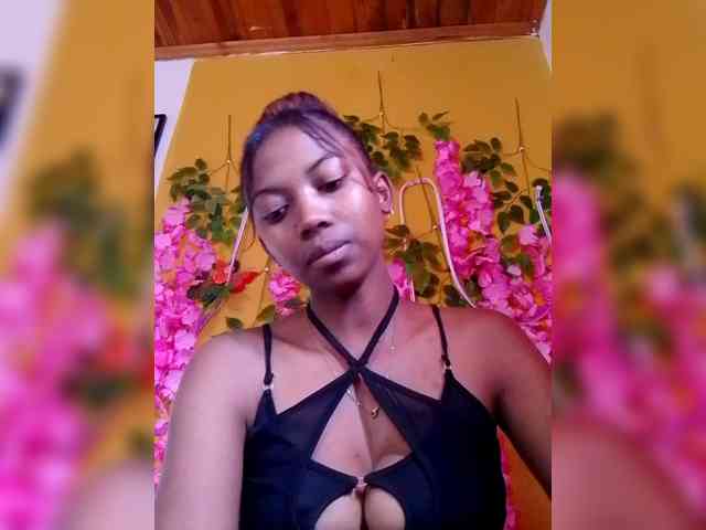 Sahsahsexy webcam