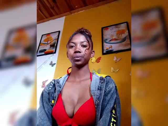 Sahsahsexy webcam