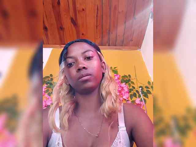 Sahsahsexy webcam