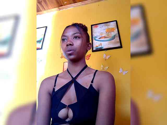 Sahsahsexy webcam