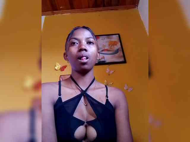 Modèle: Sahsahsexy