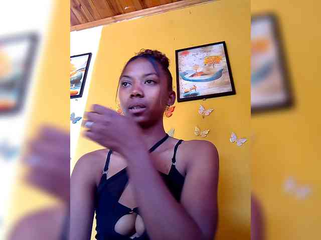 Modèle: Sahsahsexy